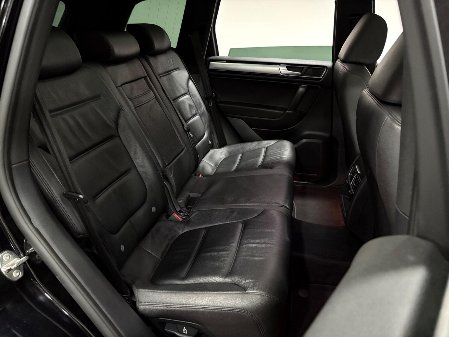 Used Volkswagen Touareg for sale - 76728397: Photo 37