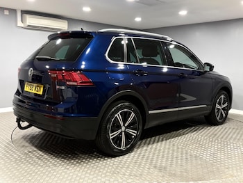 Used Volkswagen Tiguan 2018 for sale - 79049526: Photo