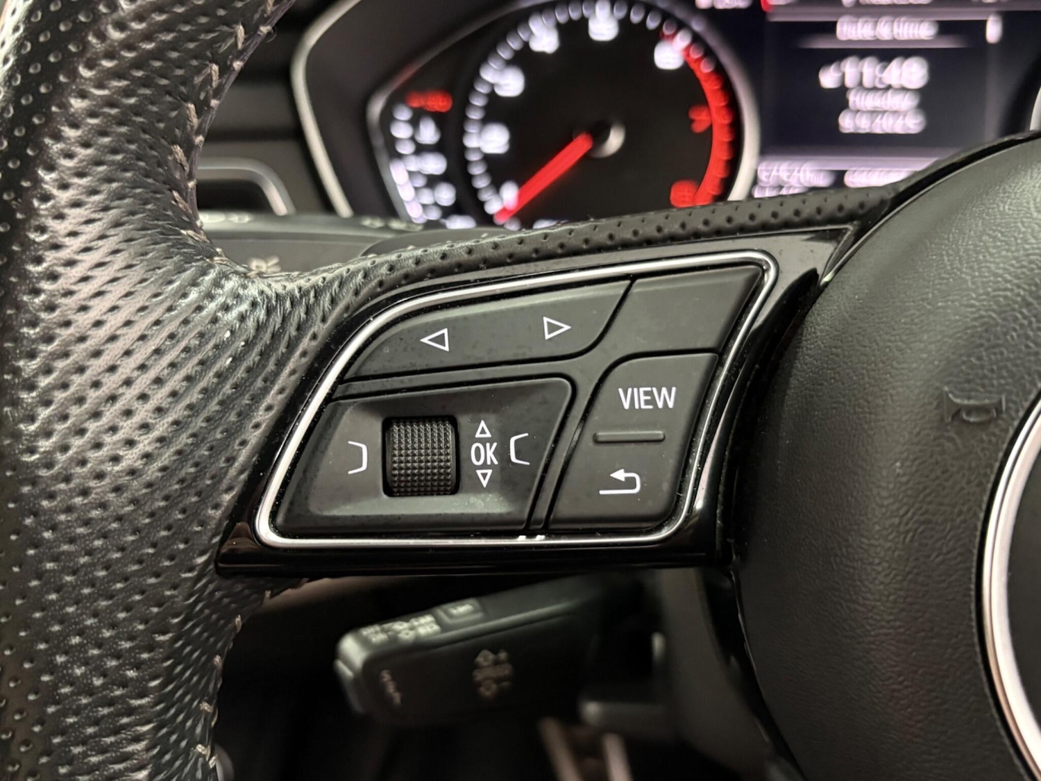 Used Audi A4 Avant 2019 for sale - 75883370: Photo 17