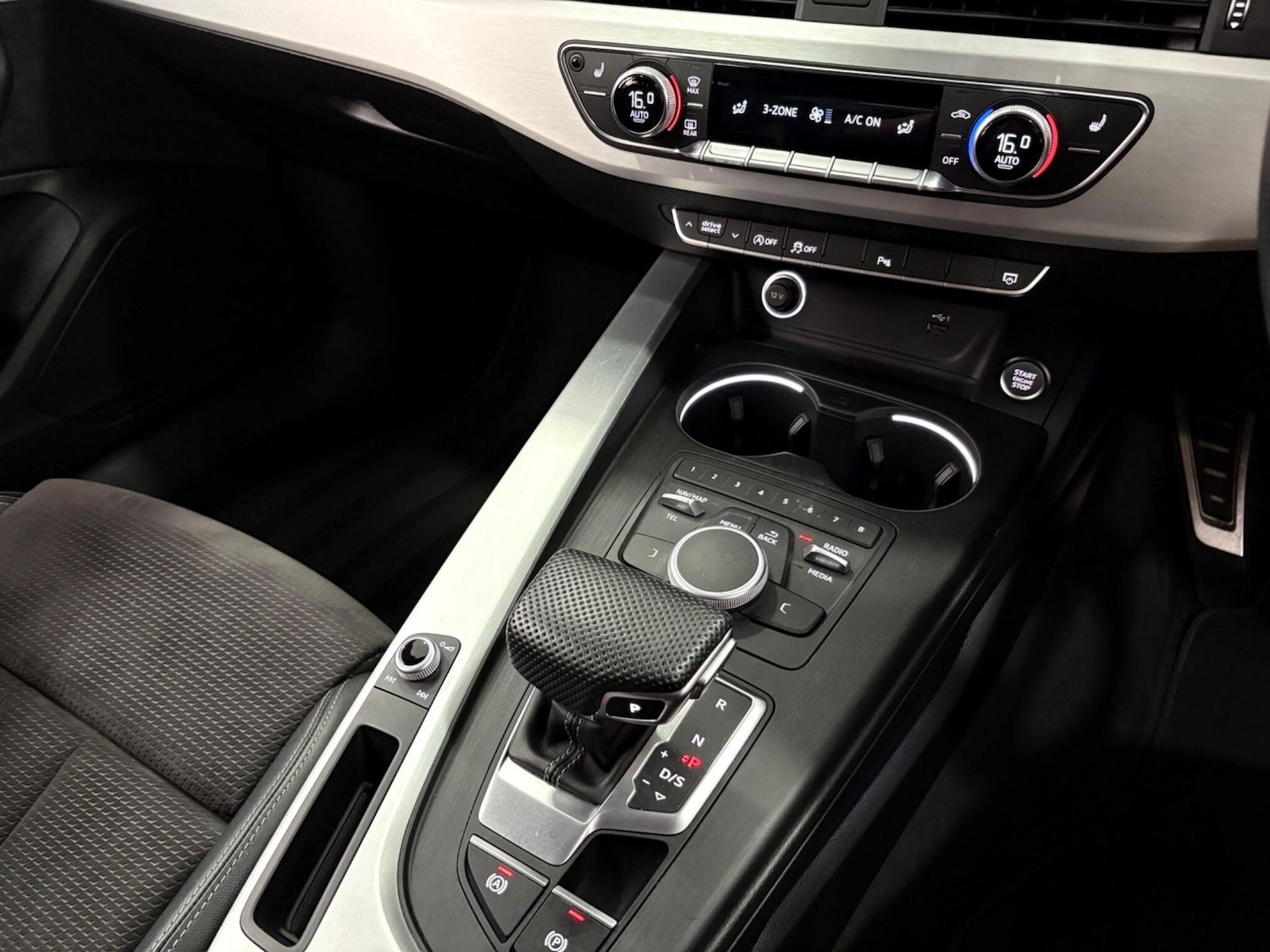 Used Audi A4 Avant 2019 for sale - 75883370: Photo 29