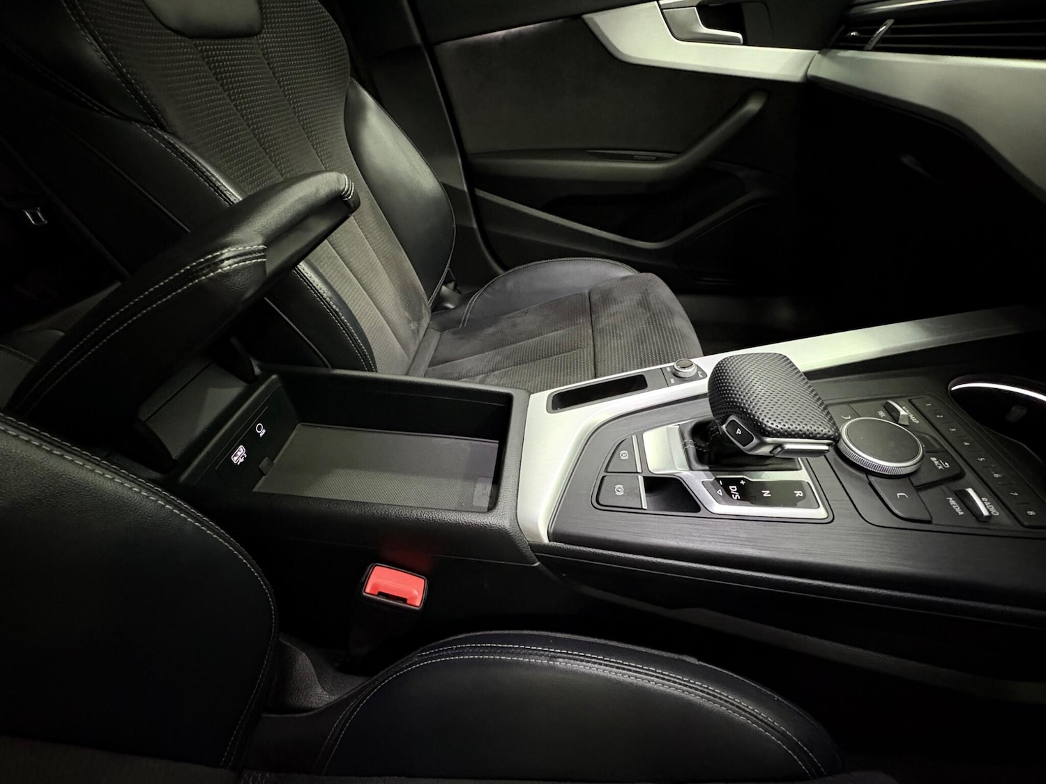 Used Audi A4 Avant 2019 for sale - 75883370: Photo 35