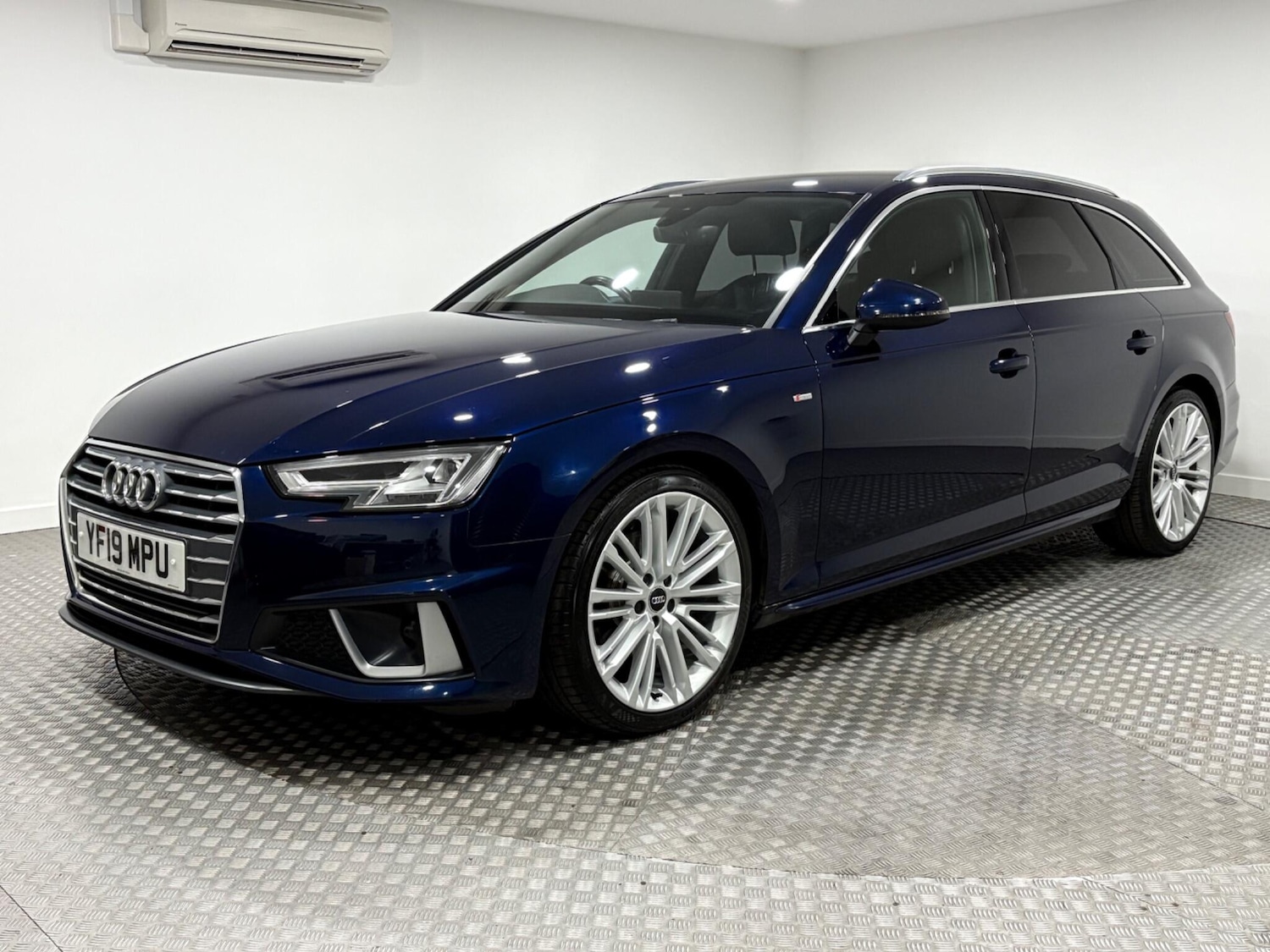 Used Audi A4 Avant 2019 for sale - 75883370: Photo 7