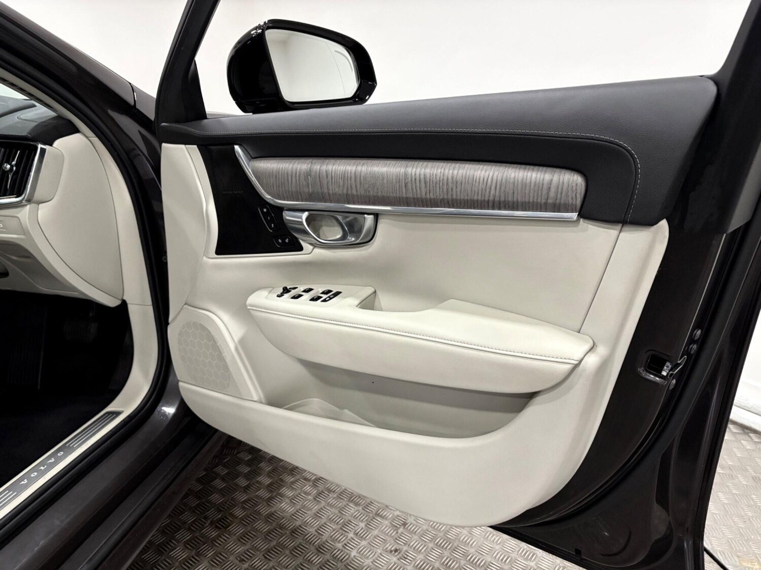 Used Volvo V90 2022 for sale - 77040342: Photo 27