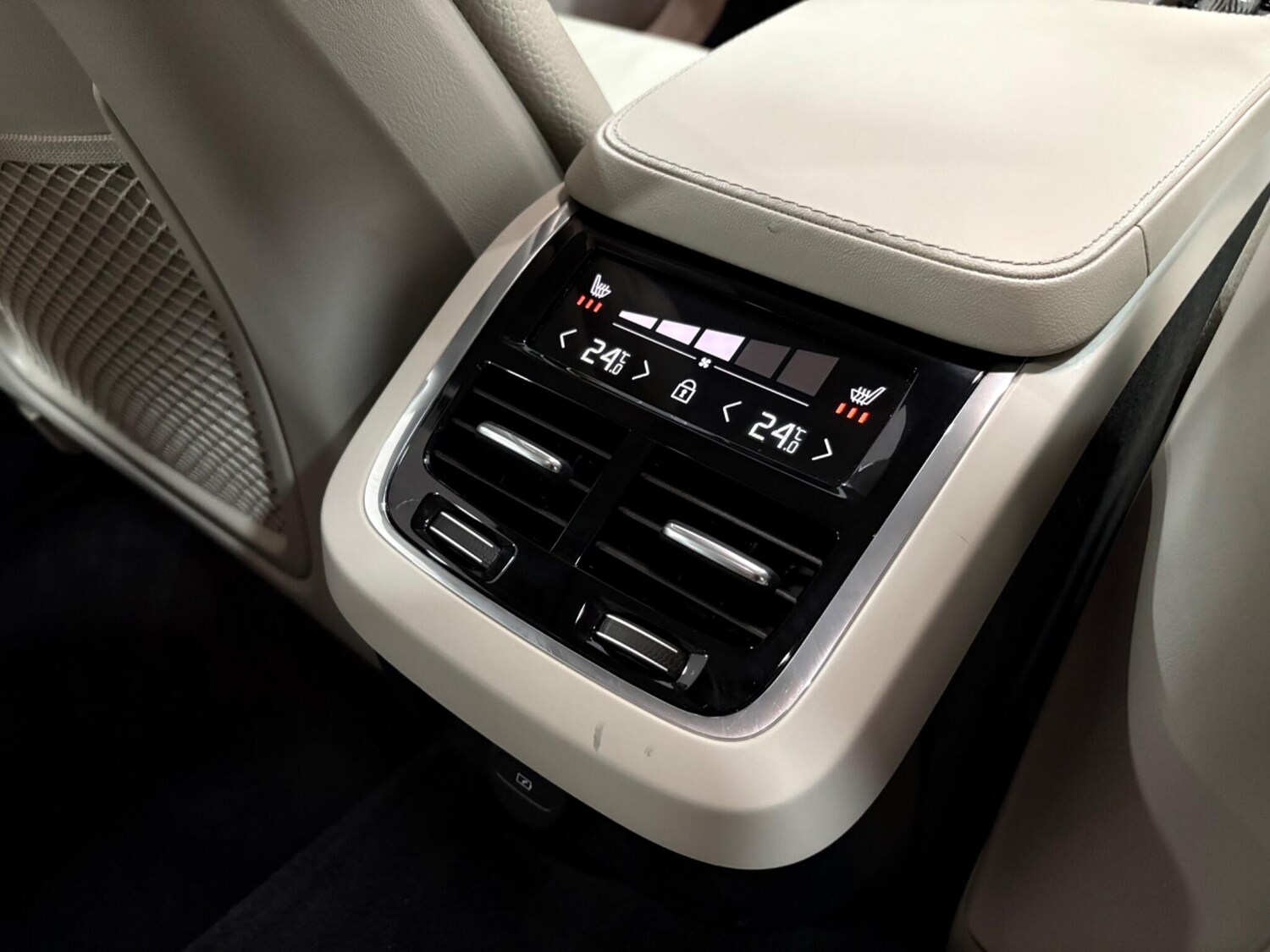 Used Volvo V90 2022 for sale - 77040342: Photo 32