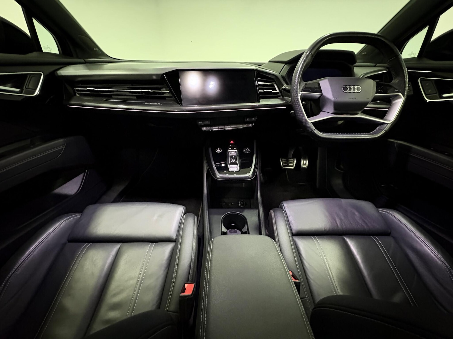 Used Audi Q4 e-tron 2021 for sale - 77021144: Photo 10