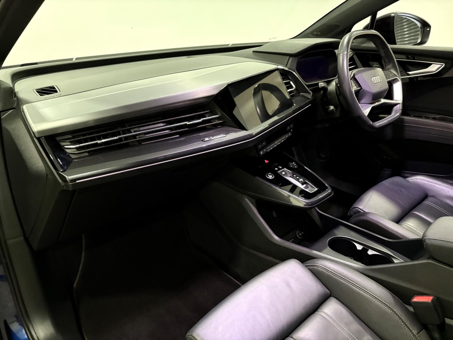 Used Audi Q4 e-tron 2021 for sale - 77021144: Photo 11