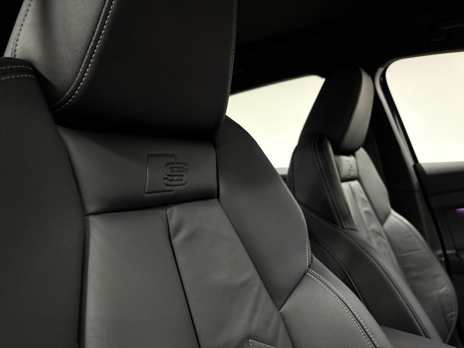 Used Audi Q4 e-tron 2021 for sale - 77021144: Photo 13