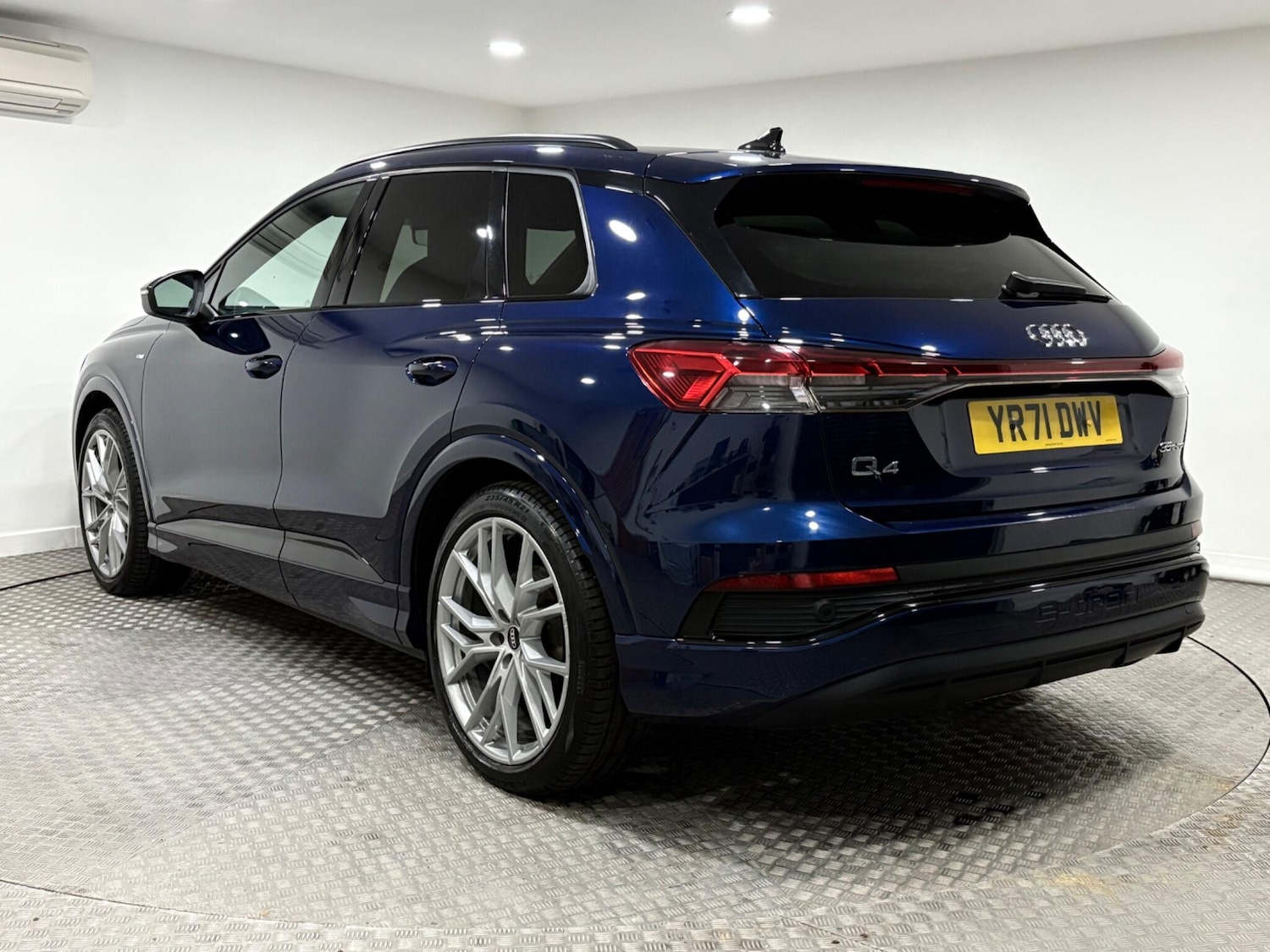 Used Audi Q4 e-tron 2021 for sale - 77021144: Photo 5