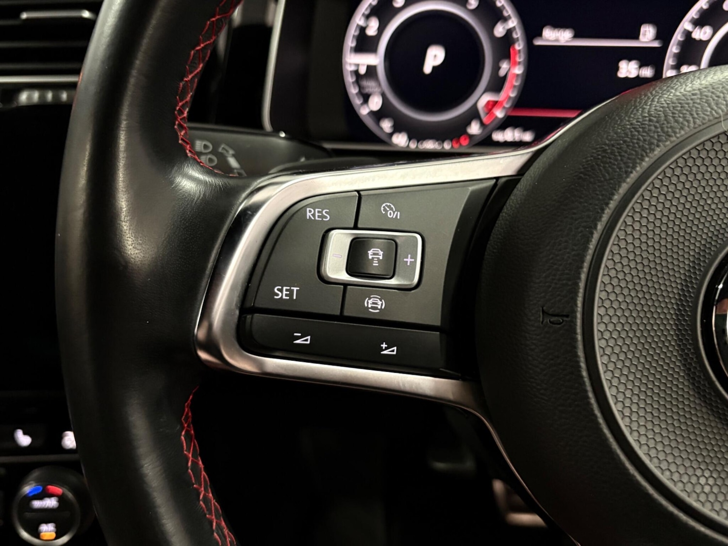 Used Volkswagen Golf 2019 for sale - 77977600: Photo 16