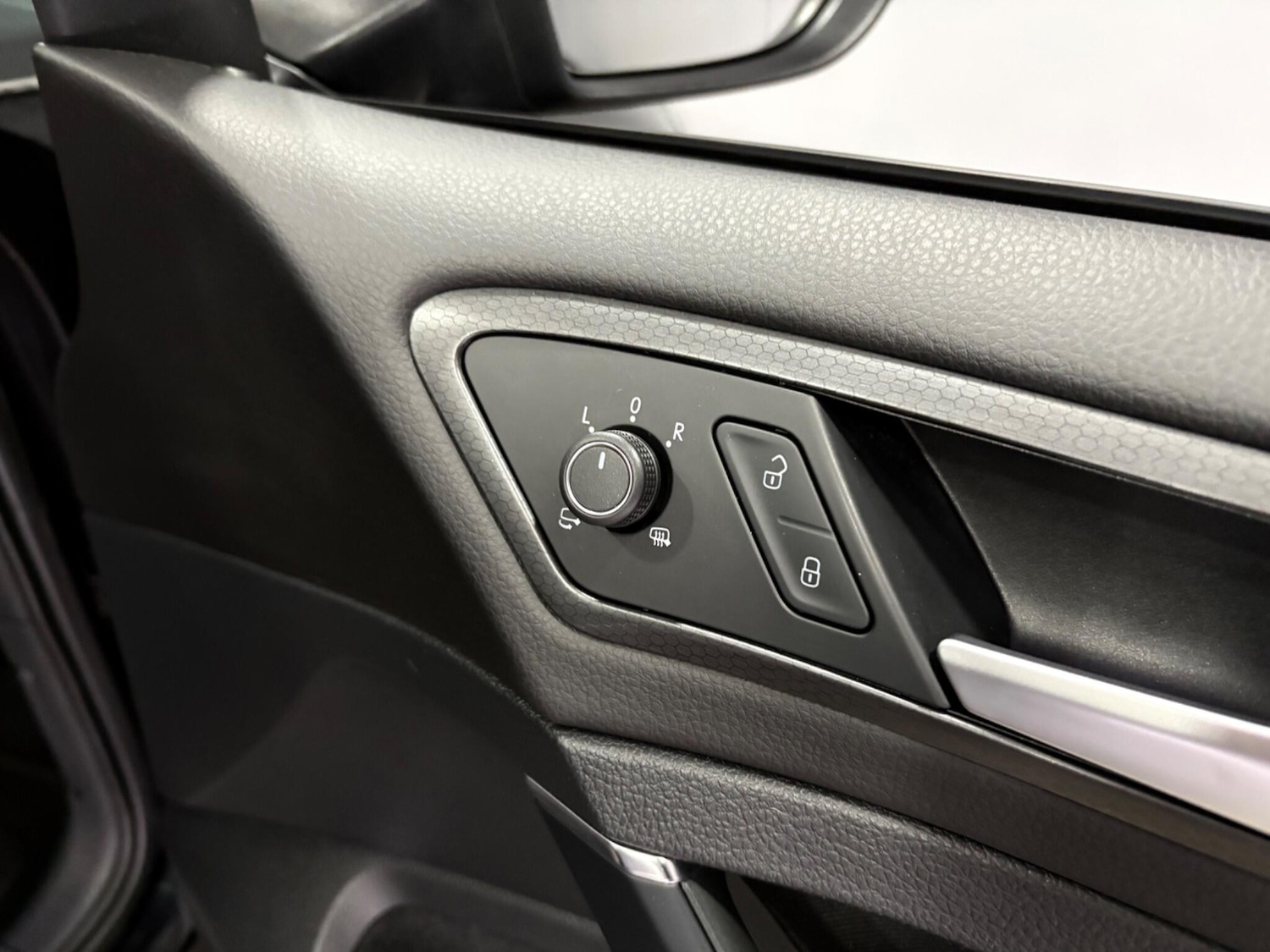 Used Volkswagen Golf 2019 for sale - 77977600: Photo 38