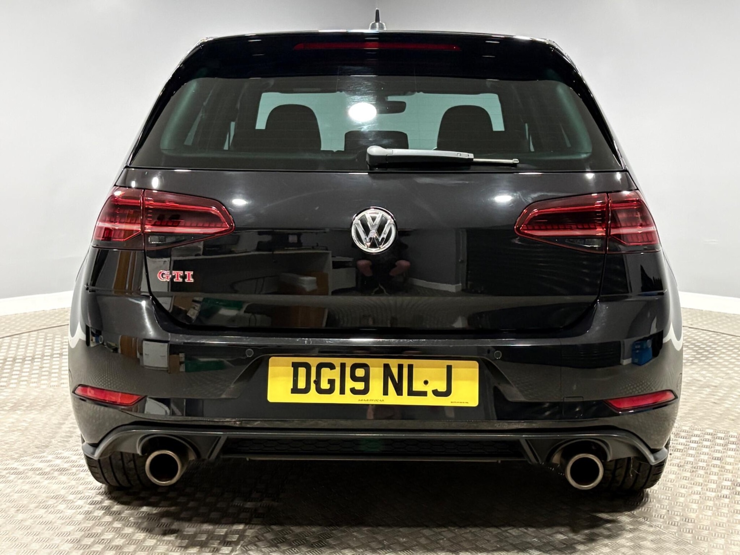 Used Volkswagen Golf 2019 for sale - 77977600: Photo 4