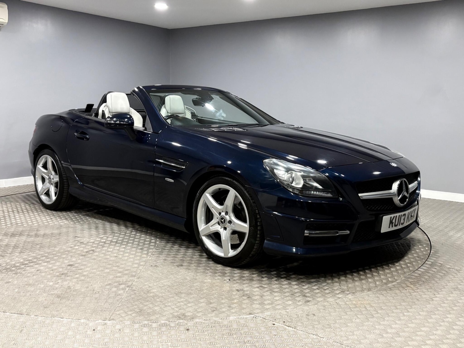 Used Mercedes-Benz SLK 2013 for sale - 77723074: Photo 1