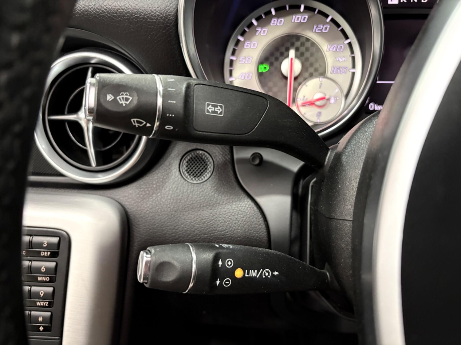 Used Mercedes-Benz SLK 2013 for sale - 77723074: Photo 14