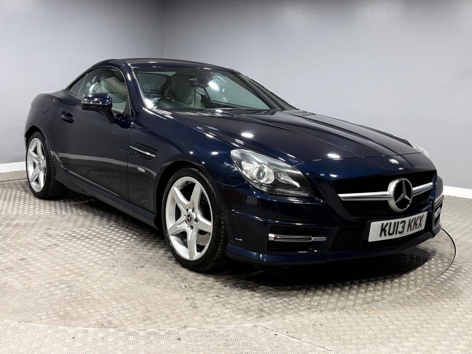Used Mercedes-Benz SLK 2013 for sale - 77723074: Photo 35