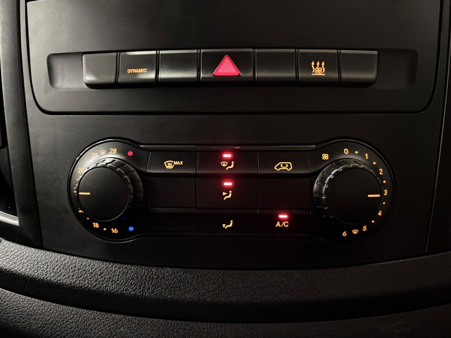 Used Mercedes-Benz Vito 2022 for sale - 77537372: Photo 29