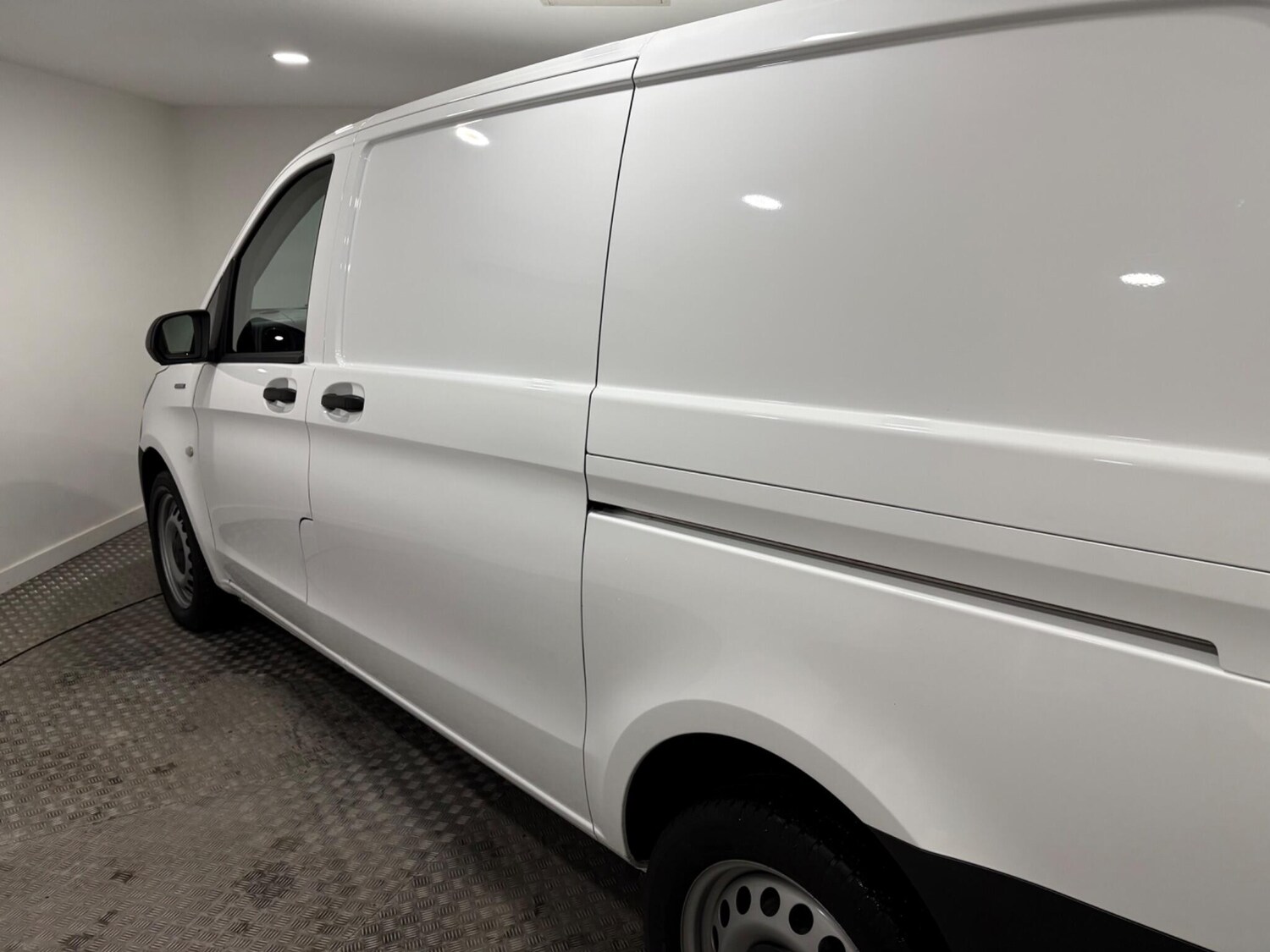 Used Mercedes-Benz Vito 2022 for sale - 77537372: Photo 43