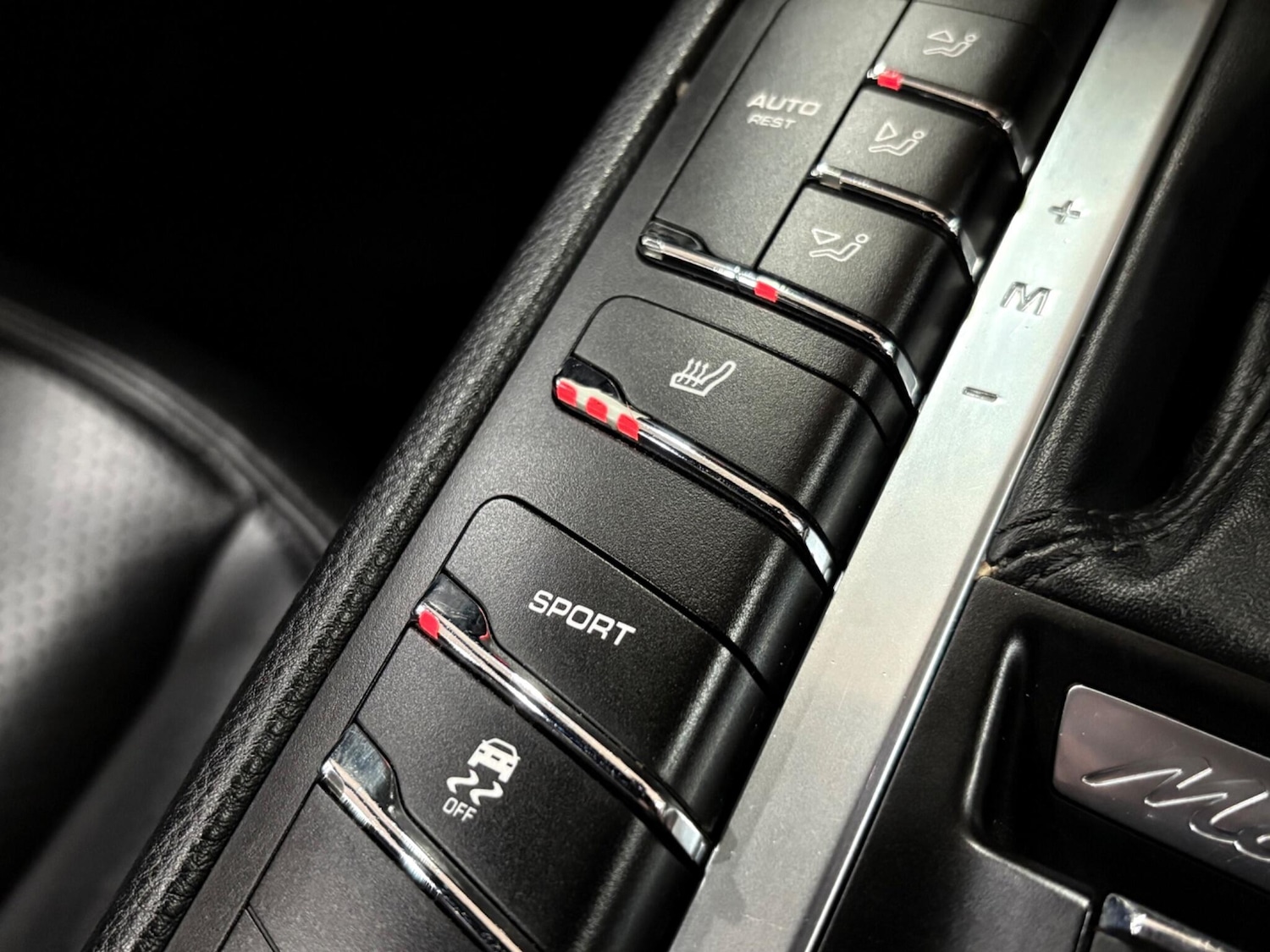 Used Porsche Macan for sale - 77021058: Photo 28