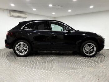 Used Porsche Macan 2015 for sale - 77021058: Photo