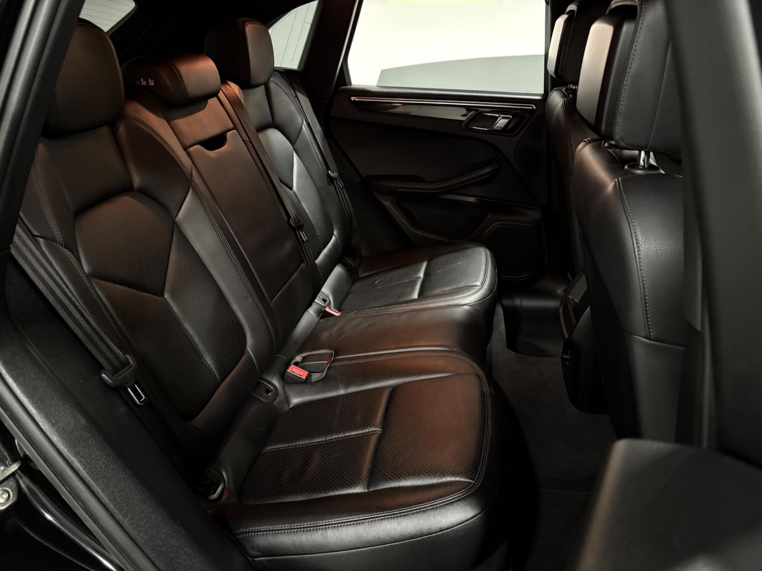 Used Porsche Macan for sale - 77021058: Photo 34