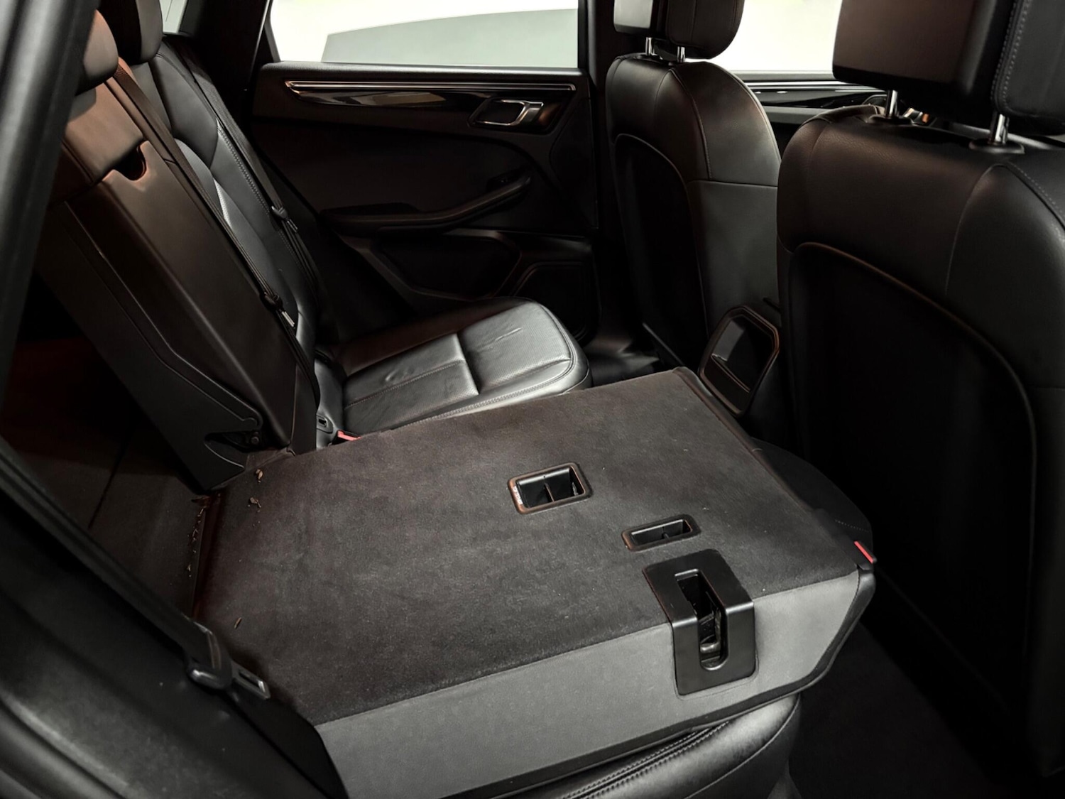 Used Porsche Macan for sale - 77021058: Photo 38