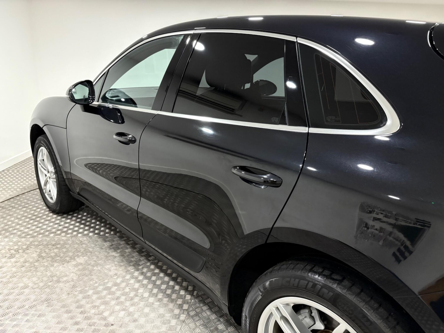 Used Porsche Macan for sale - 77021058: Photo 45