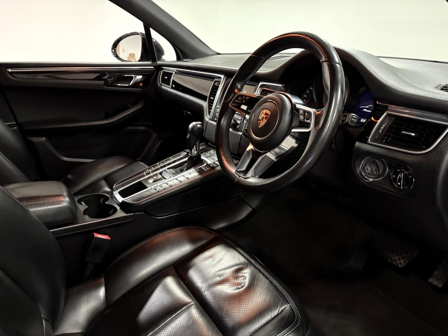 Used Porsche Macan for sale - 77021058: Photo 9