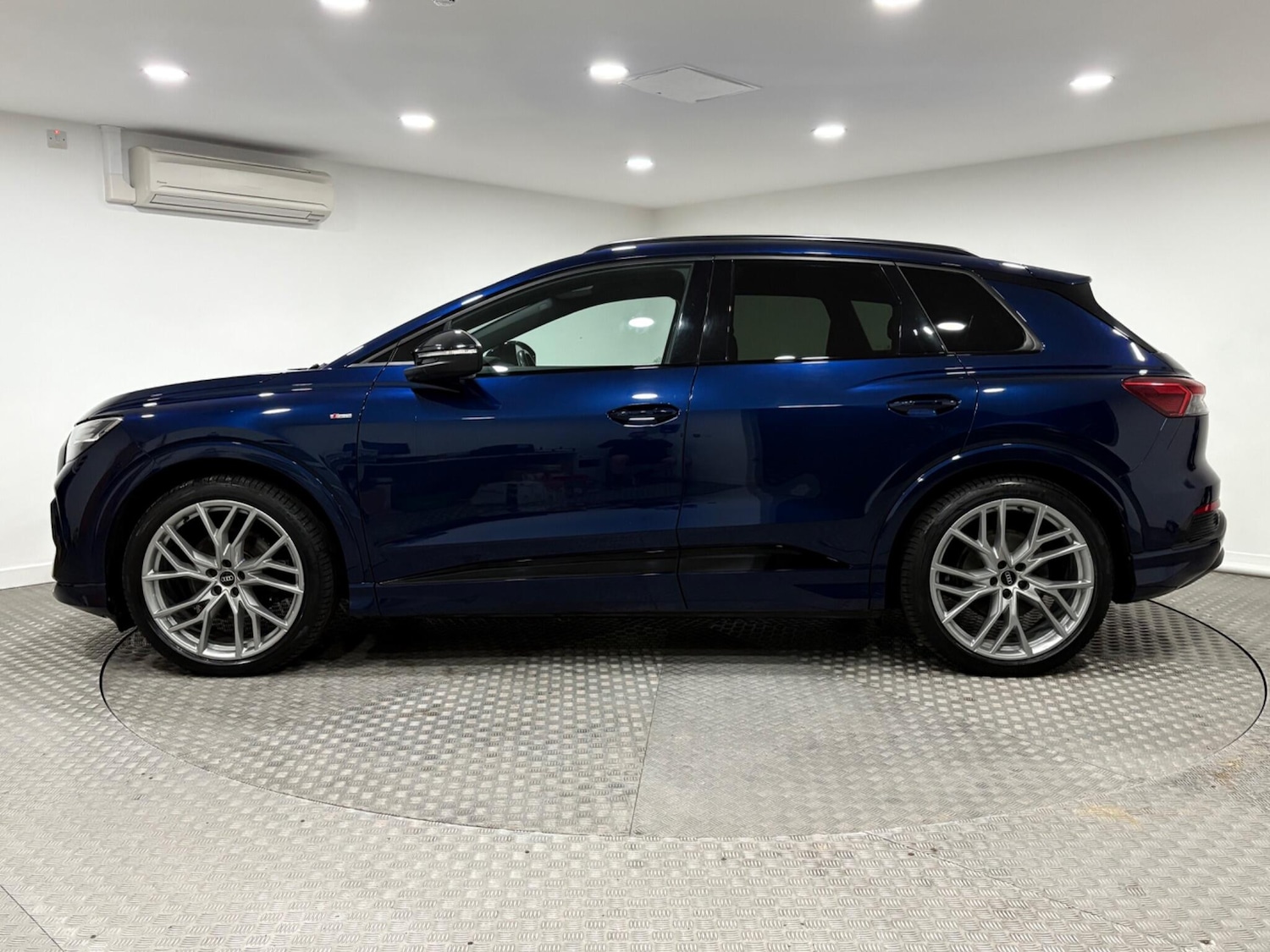 Used Audi Q4 e-tron 2021 for sale - 76780673: Photo 6