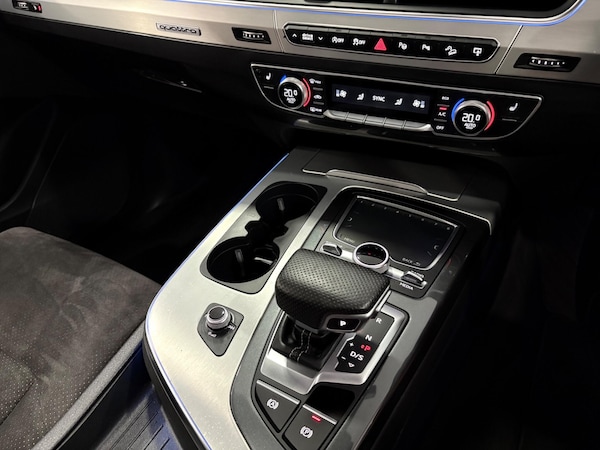 Used Audi Q7 2015 for sale - 76283622: Photo 32