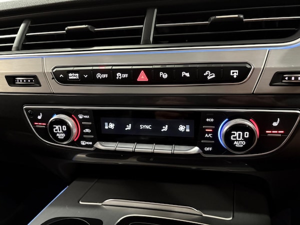 Used Audi Q7 2015 for sale - 76283622: Photo 34