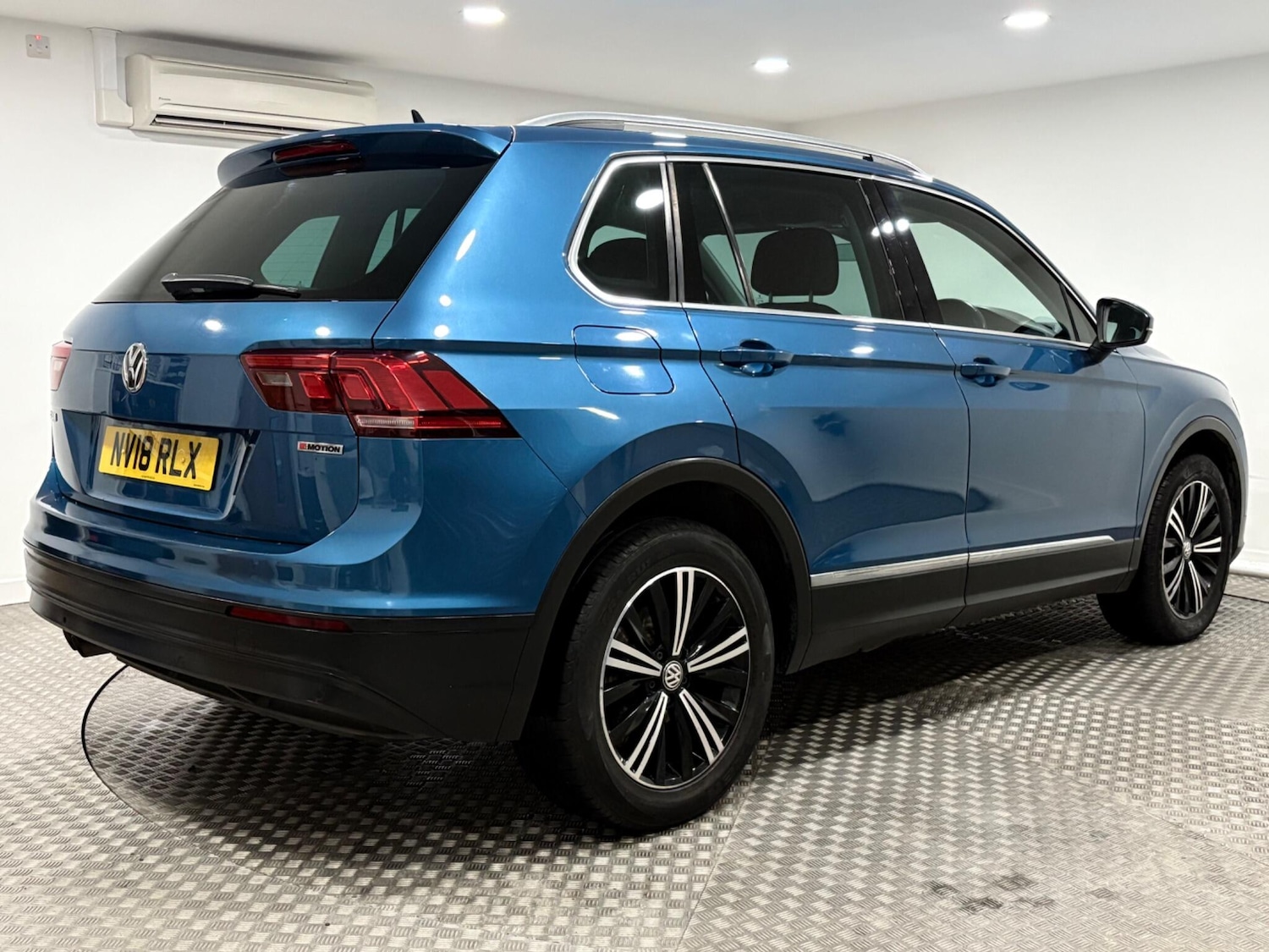 Used Volkswagen Tiguan 2018 for sale - 76926582: Photo 3