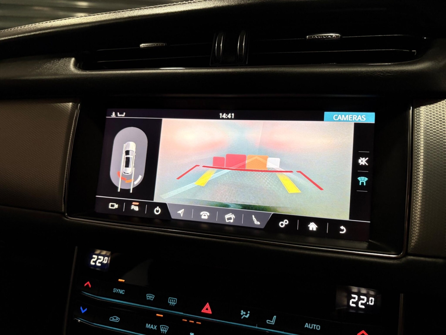 Used Jaguar XF 2018 for sale - 78170587: Photo 26