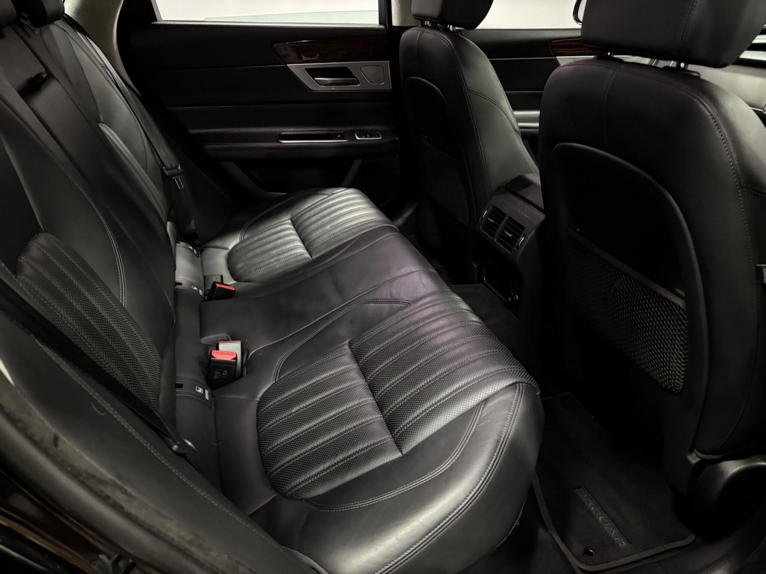 Used Jaguar XF 2018 for sale - 78170587: Photo 40