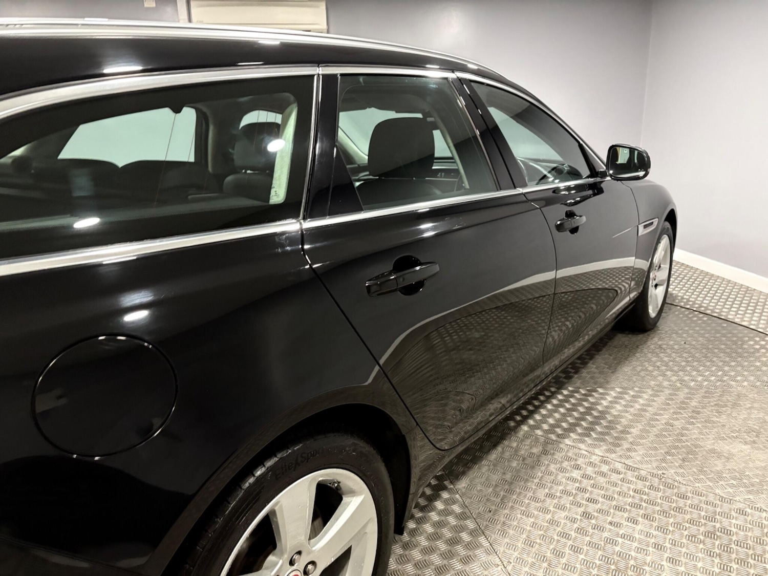 Used Jaguar XF 2018 for sale - 78170587: Photo 49