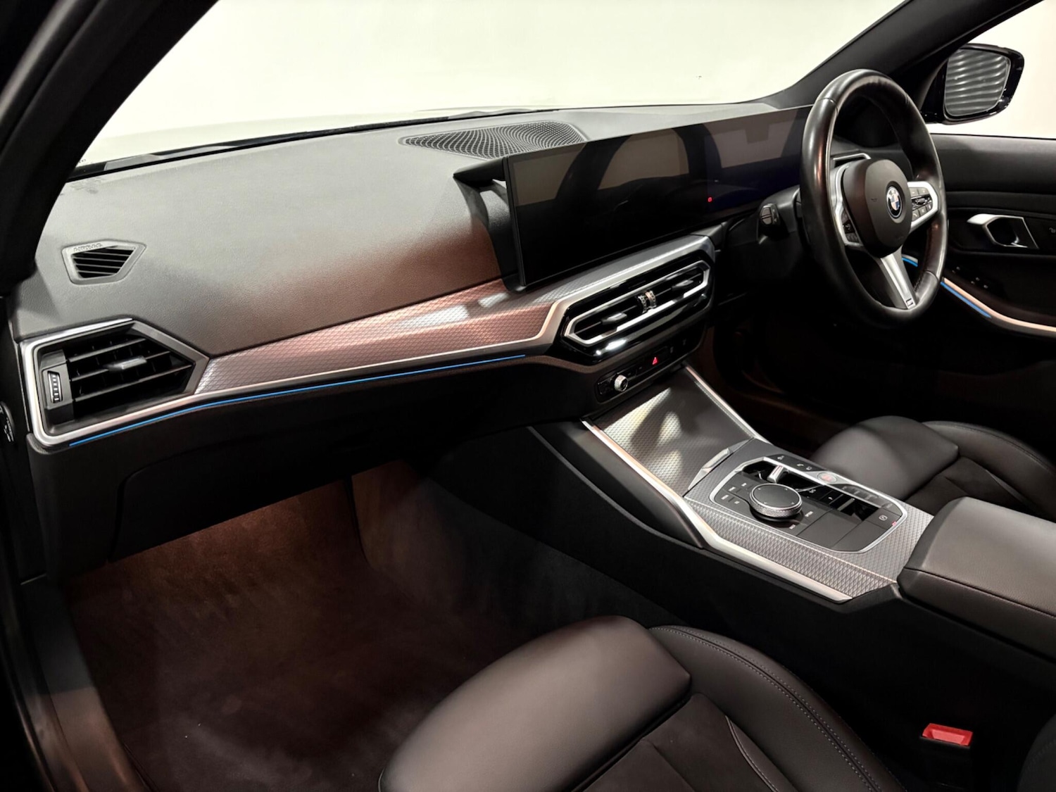 Used BMW 3 Series 2024 for sale - 77021326: Photo 11