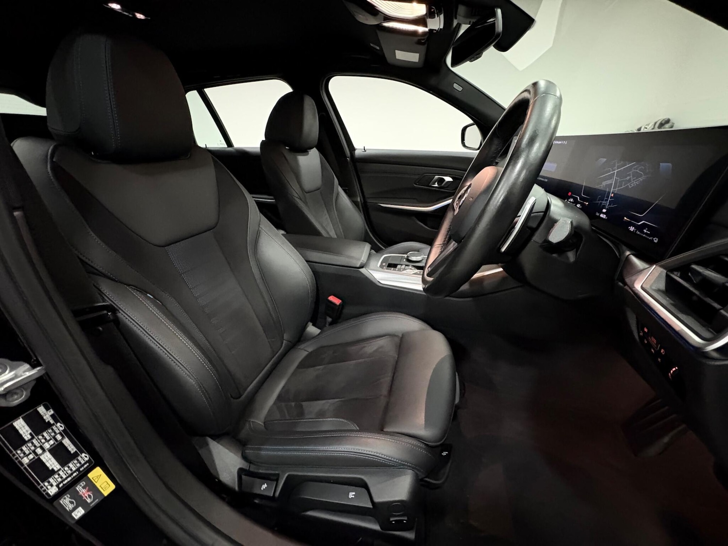 Used BMW 3 Series 2024 for sale - 77021326: Photo 12