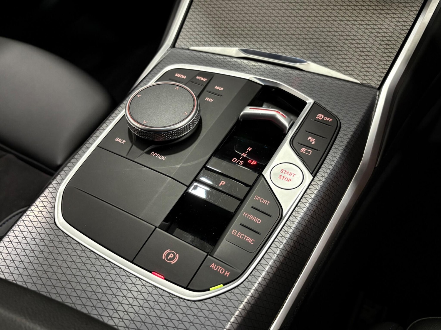 Used BMW 3 Series 2024 for sale - 77021326: Photo 32