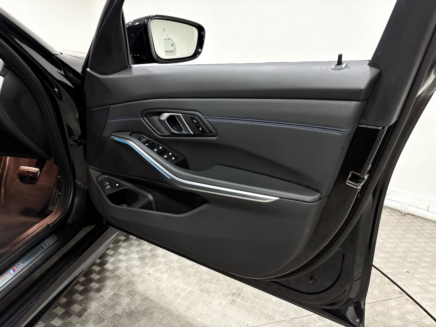 Used BMW 3 Series 2024 for sale - 77021326: Photo 36