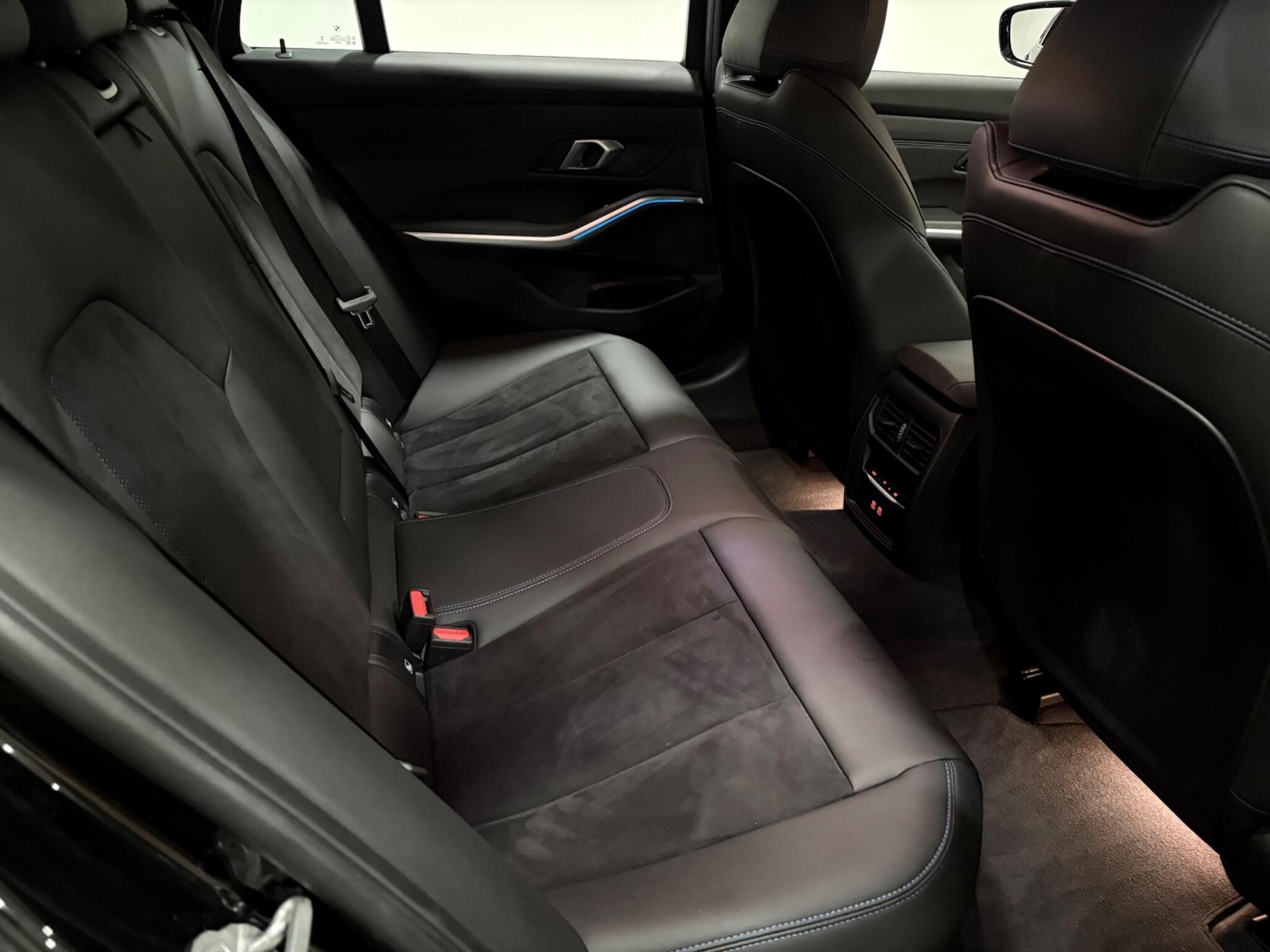 Used BMW 3 Series 2024 for sale - 77021326: Photo 39