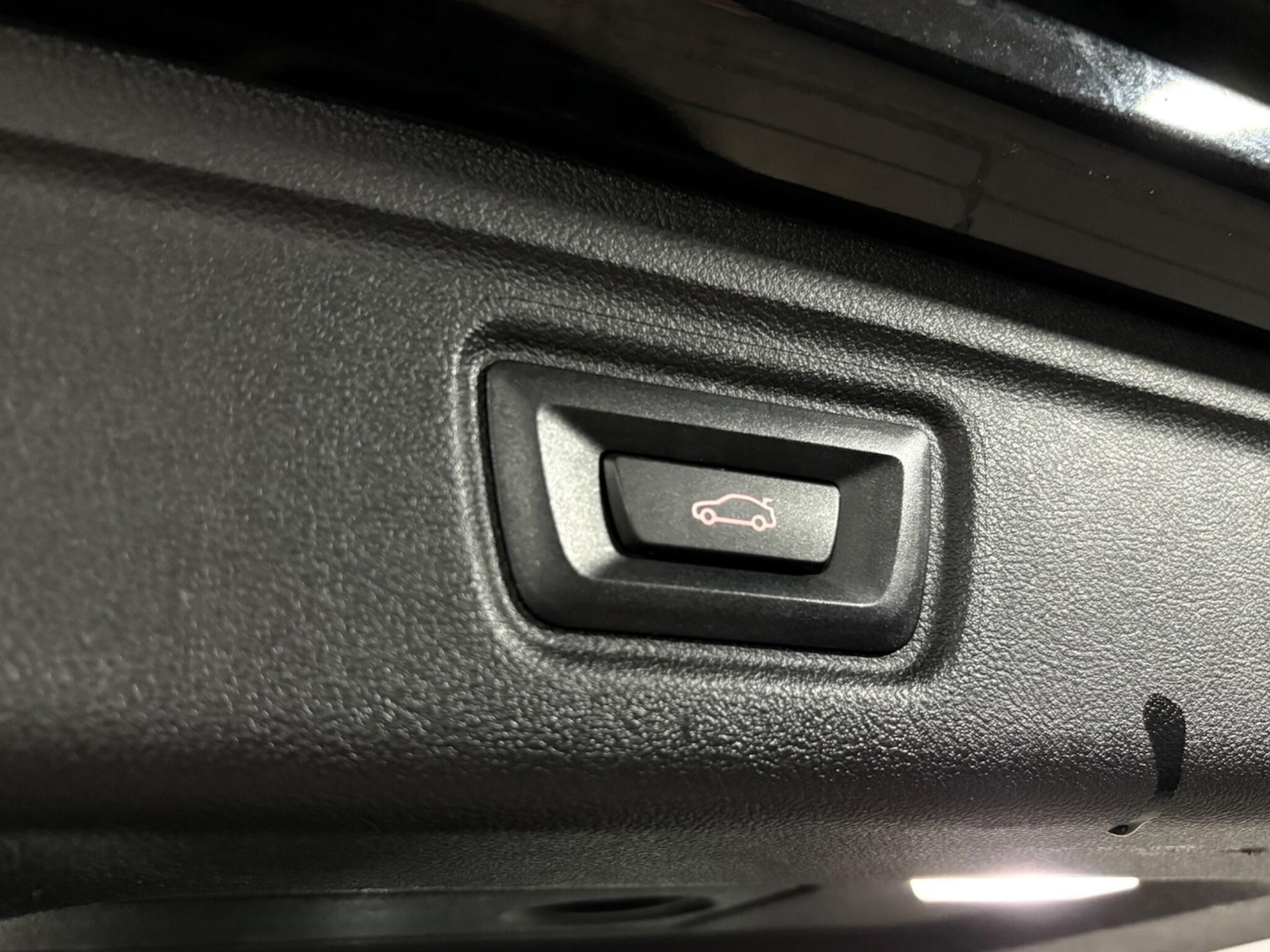 Used BMW 3 Series 2024 for sale - 77021326: Photo 45