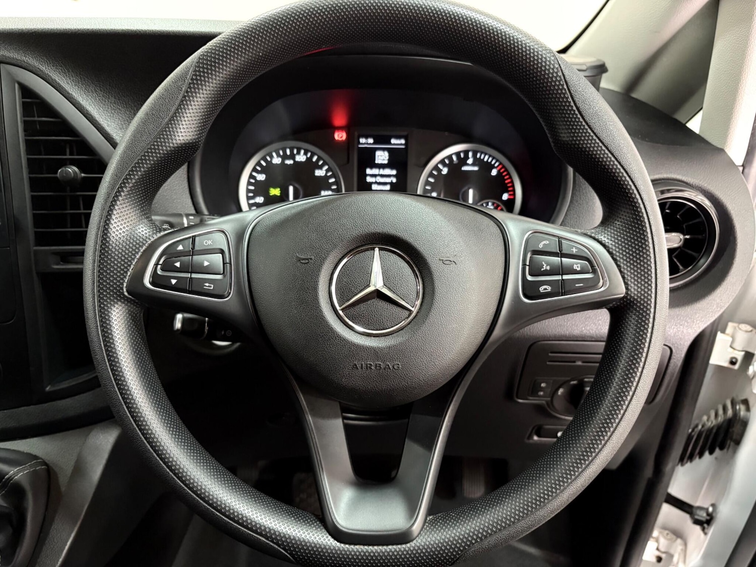 Used Mercedes-Benz Vito for sale - 77267556: Photo 13