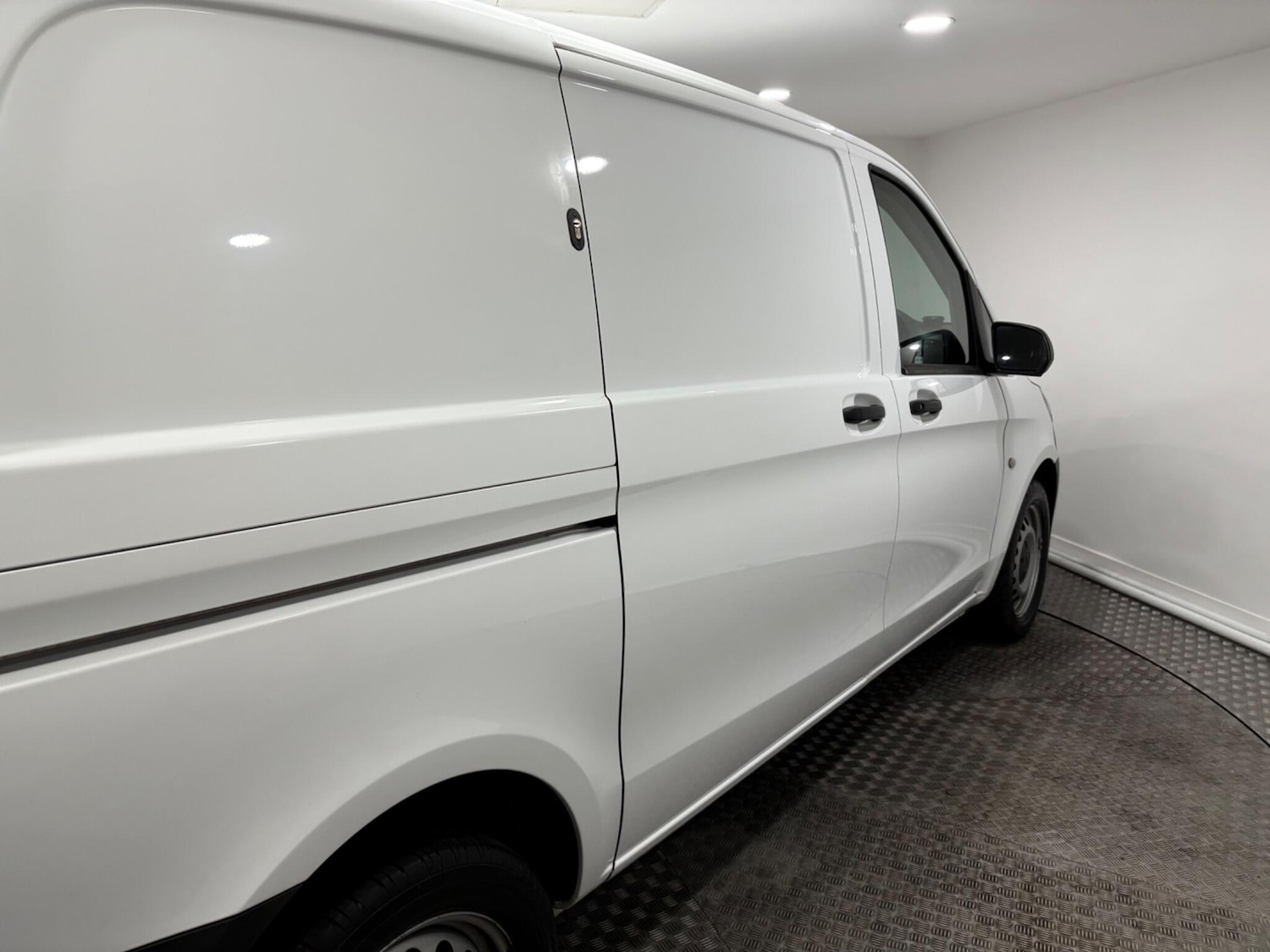 Used Mercedes-Benz Vito for sale - 77267556: Photo 39