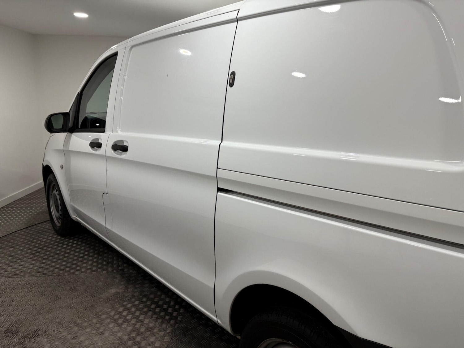 Used Mercedes-Benz Vito for sale - 77267556: Photo 40