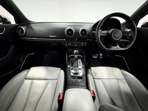 Used Audi RS3 2018 for sale - 75728868: Photo 10