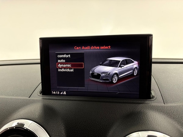Used Audi RS3 2018 for sale - 75728868: Photo 27