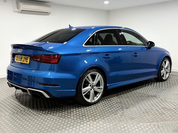 Used Audi RS3 2018 for sale - 75728868: Photo 3