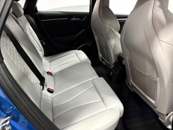 Used Audi RS3 2018 for sale - 75728868: Photo 43