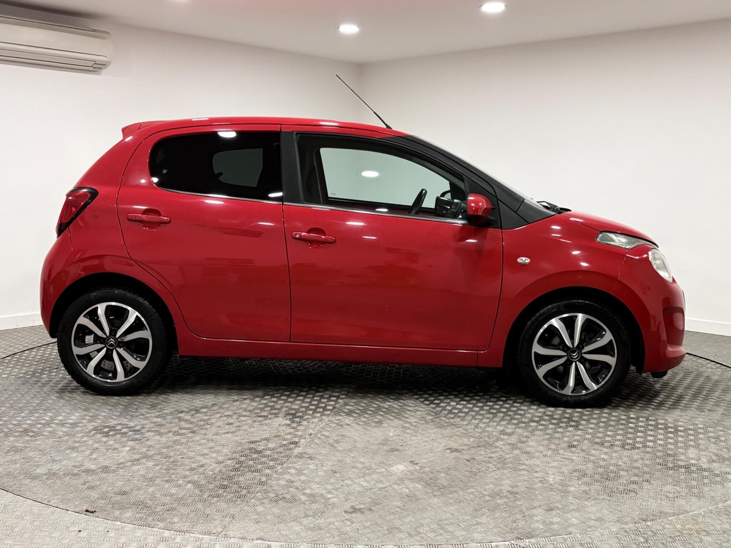 Used Citroen C1 2015 for sale - 77496218: Photo 2