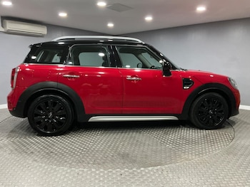 Used MINI Countryman 2018 for sale - 79374200: Photo