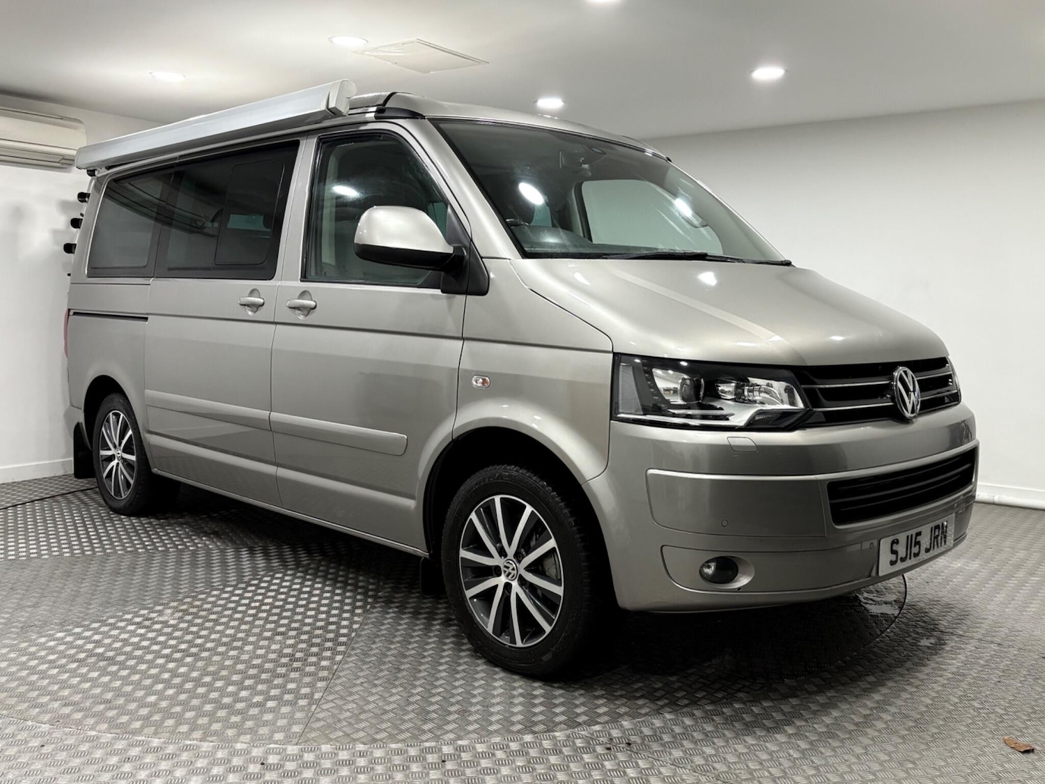 Used Volkswagen California 2015 for sale - 77021335: Photo 2
