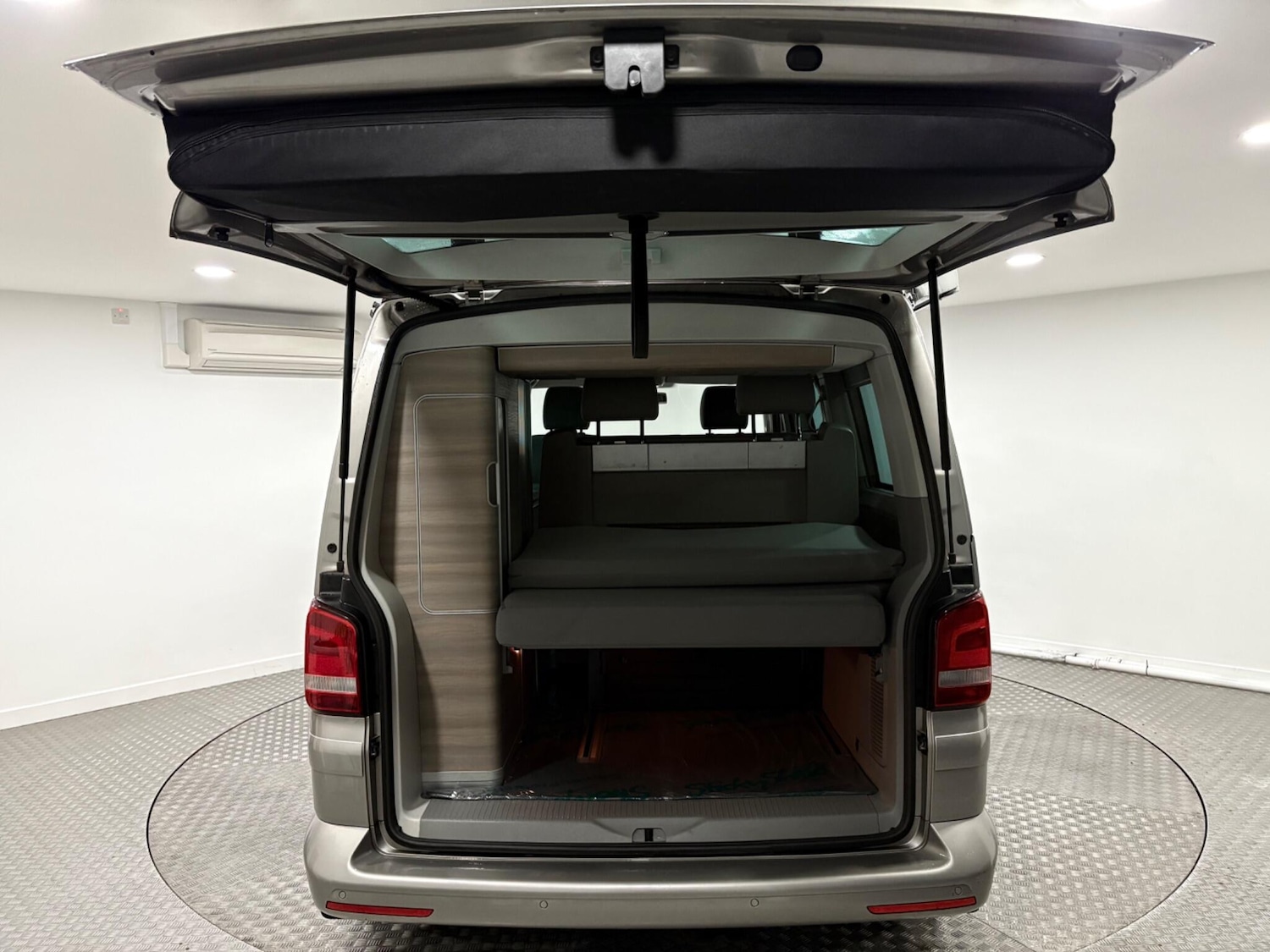 Used Volkswagen California 2015 for sale - 77021335: Photo 23